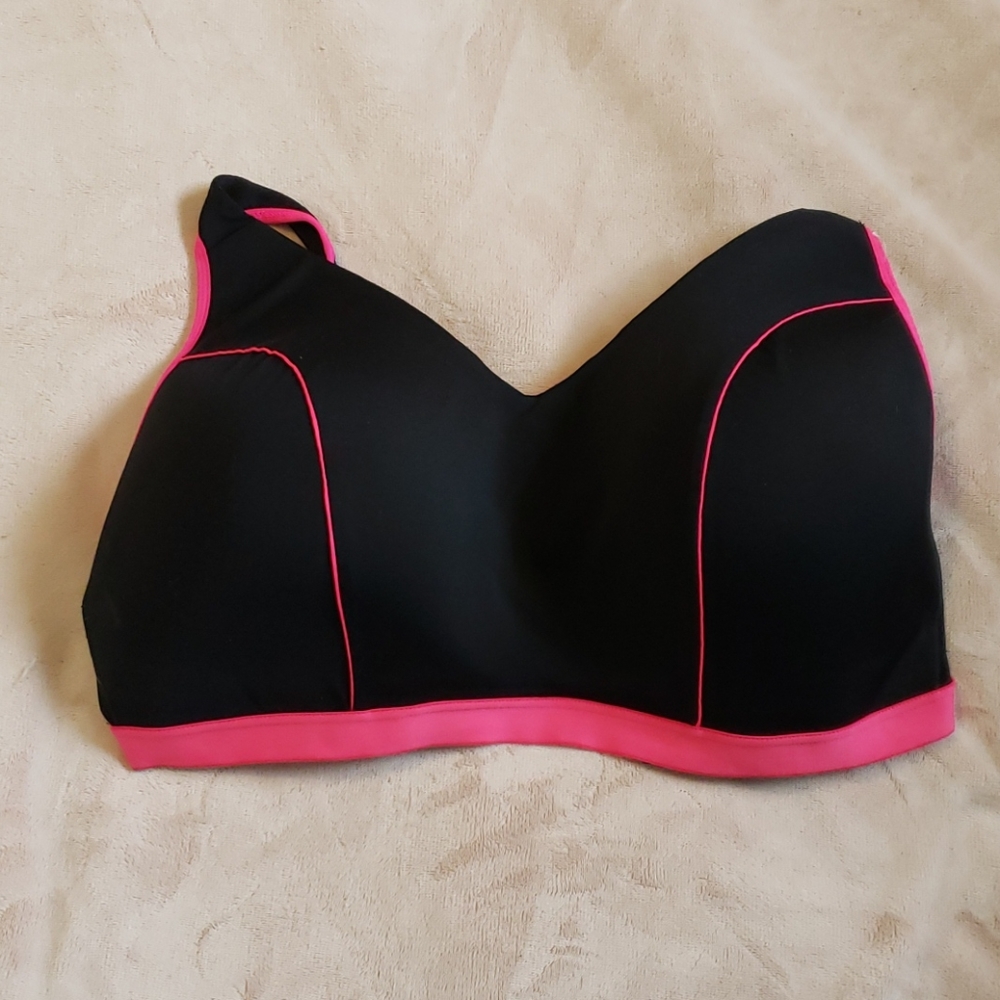 Avenue Sports bra